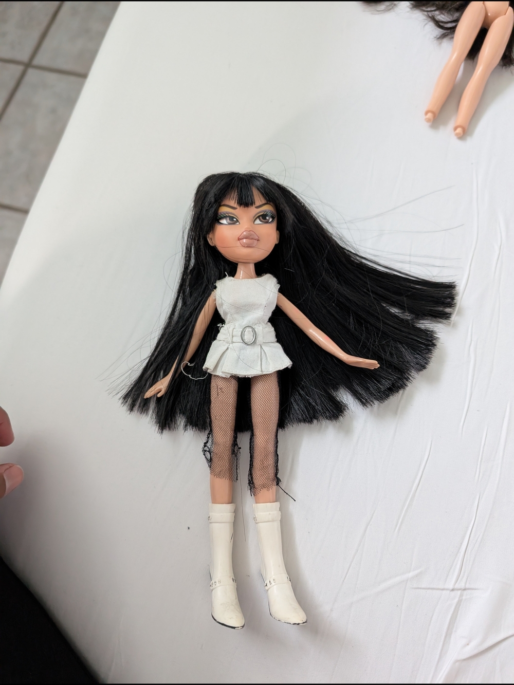 Jade Flashback Fever - Picture 7 of 12